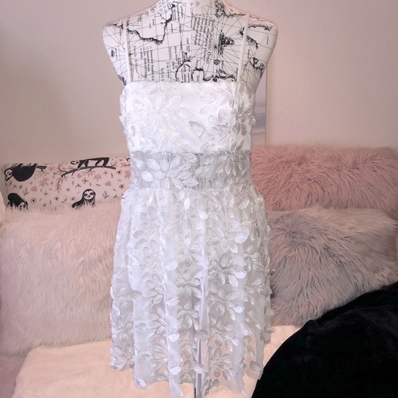 JayGodfrey White Appliqué Fit & Flare Mini Dress, Special Occasion, Bridal Dress - Picture 3 of 6